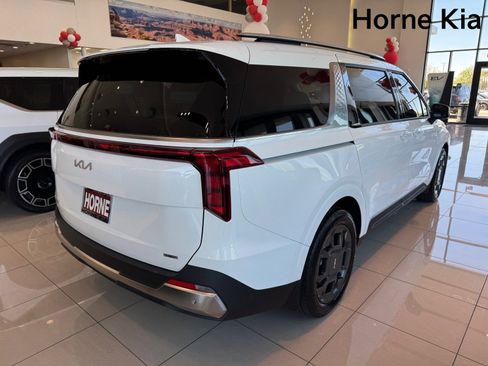 New 2026 Kia Carnival SX image 4