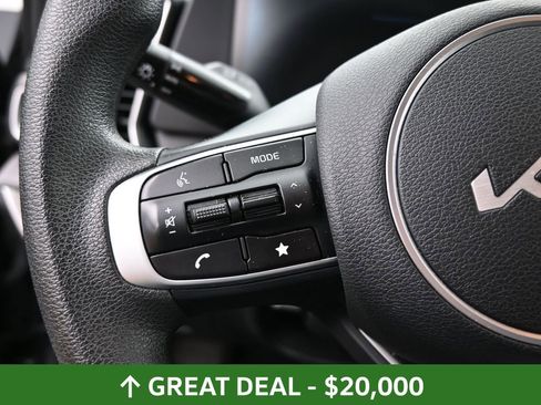 Used 2024 Kia Sportage LX image 25