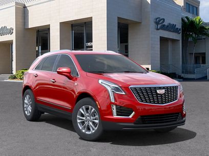 New 2025 Cadillac XT5 Luxury
