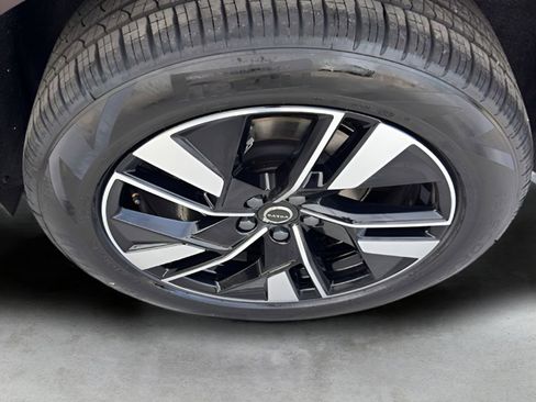 New 2026 Volvo XC60 B5 Core image 21