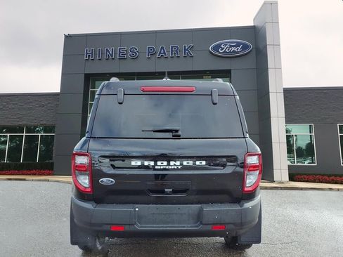 Used 2023 Ford Bronco Sport Badlands image 6
