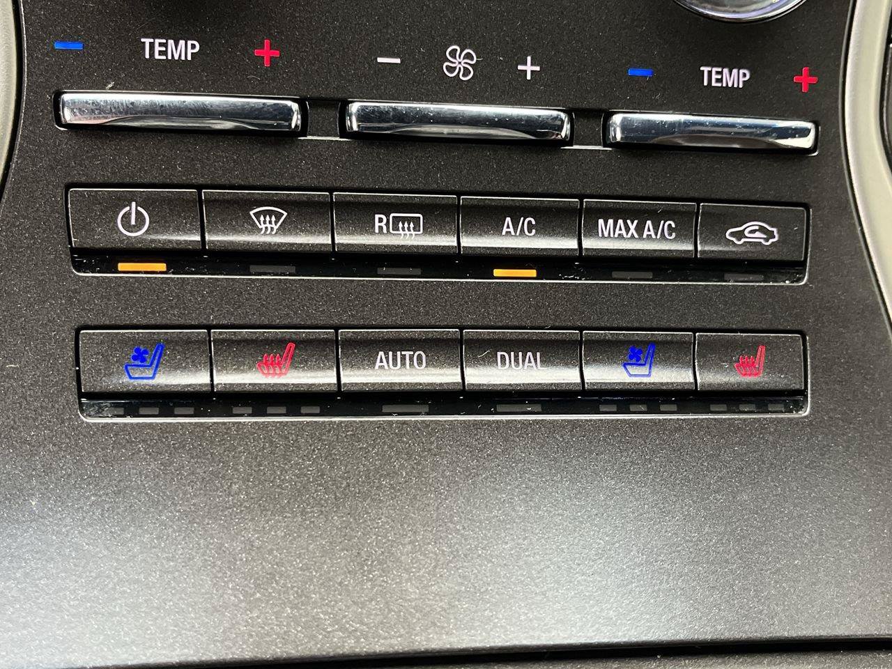 Used 2020 Lincoln Nautilus Reserve AWD/4WD image 25