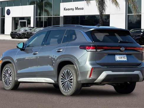 New 2026 Volkswagen Tiguan S FWD image 6