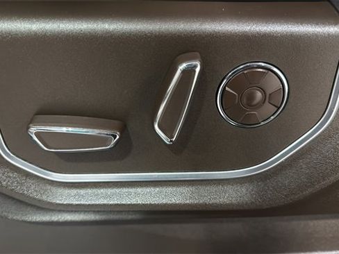 Used 2020 Ford F150 Limited image 24