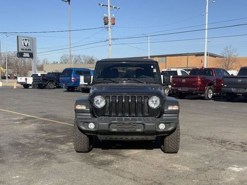 Used 2021 Jeep Wrangler Unlimited Islander image 22