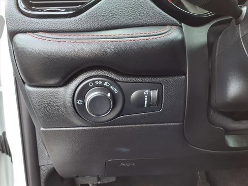 Used 2023 Dodge Durango GT image 13