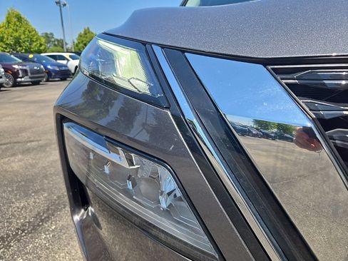 Used 2023 Nissan Rogue SV AWD/4WD image 20