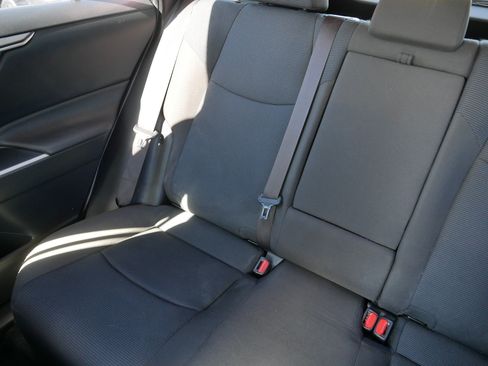 Used 2019 Toyota RAV4 LE w/ Carpet Mat Package AWD/4WD image 12