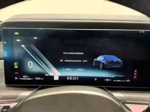 Used 2025 BMW 760i xDrive 760i xDrive w/ Executive Package image 19