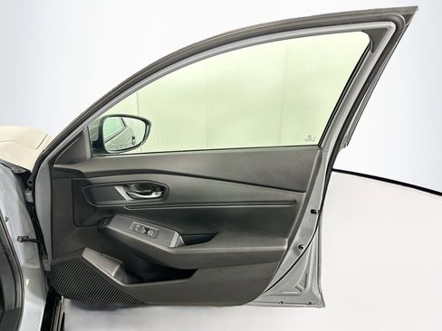 Used 2025 Honda Accord EX-L image 31