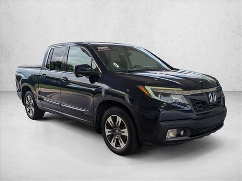 Used 2018 Honda Ridgeline RTL-T image 3