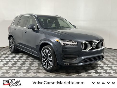 Used 2021 Volvo XC90 T6 Momentum w/ Protection Package Premier image 1