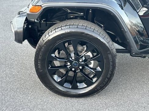 Certified 2025 Jeep Wrangler Unlimited Sahara w/ Safety Group image 13