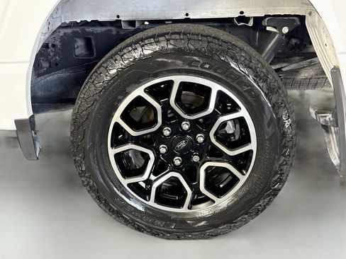 Used 2022 Ford F150 XL w/ STX Appearance Package RWD image 36