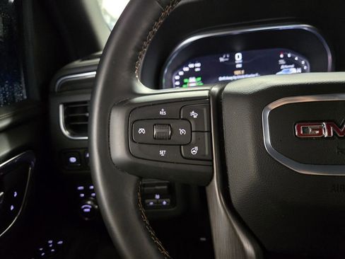 Used 2024 GMC Yukon XL AT4 w/ Technology Package image 15