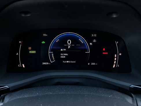 Used 2025 Toyota Camry LE image 36