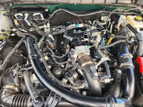 Used 2024 Ford Bronco Black Diamond image 30