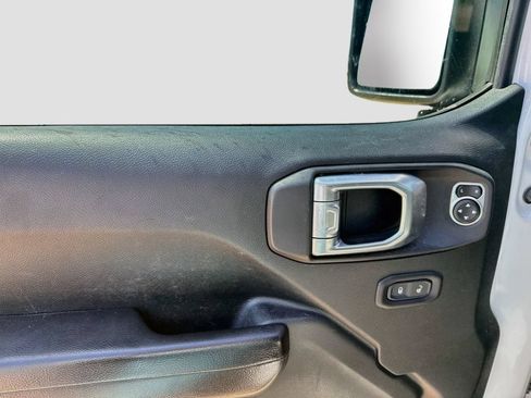 Used 2019 Jeep Wrangler Unlimited Sport S AWD/4WD image 9