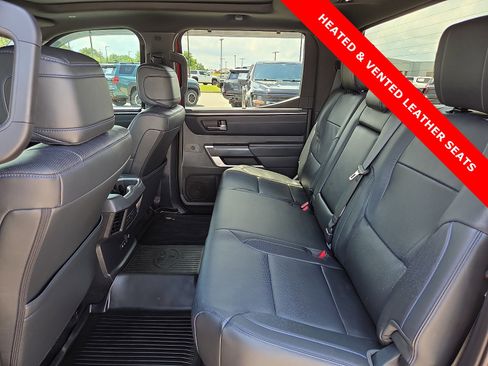 Used 2025 Toyota Tundra Platinum AWD/4WD image 10