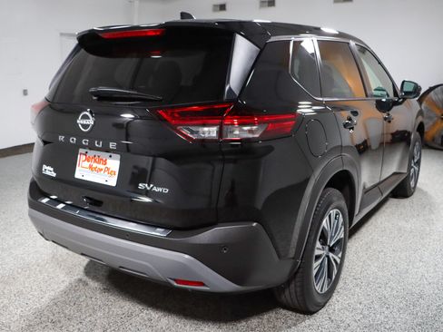 Used 2022 Nissan Rogue SV AWD/4WD image 7