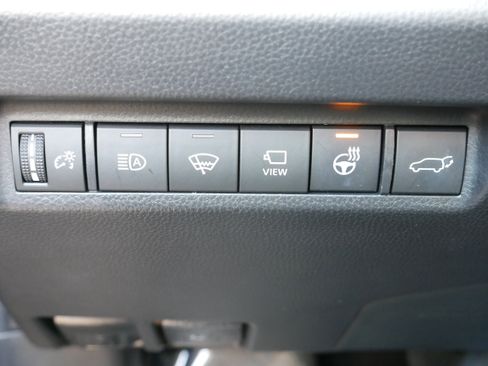 Used 2022 Toyota RAV4 Limited image 31