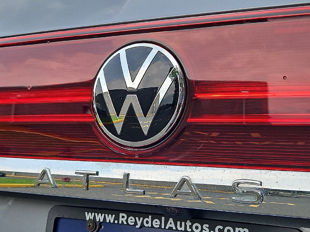 Certified 2025 Volkswagen Atlas SE AWD/4WD image 30