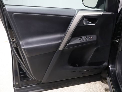 Used 2016 Toyota RAV4 XLE image 12