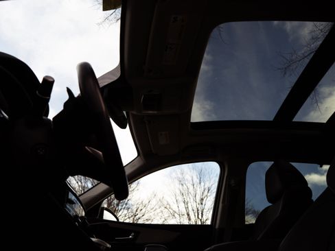 Used 2023 Acura MDX SH-AWD w/ Technology Package image 40