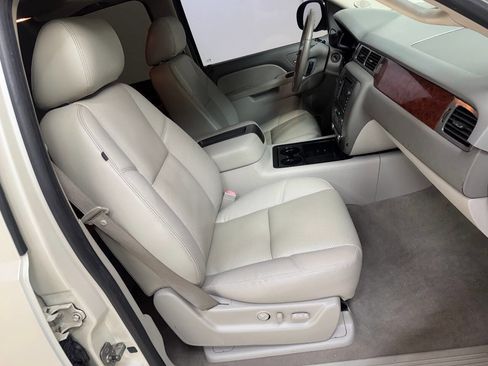 Used 2010 GMC Yukon SLT image 37