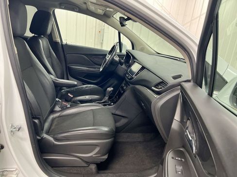 Used 2017 Buick Encore Preferred FWD image 21