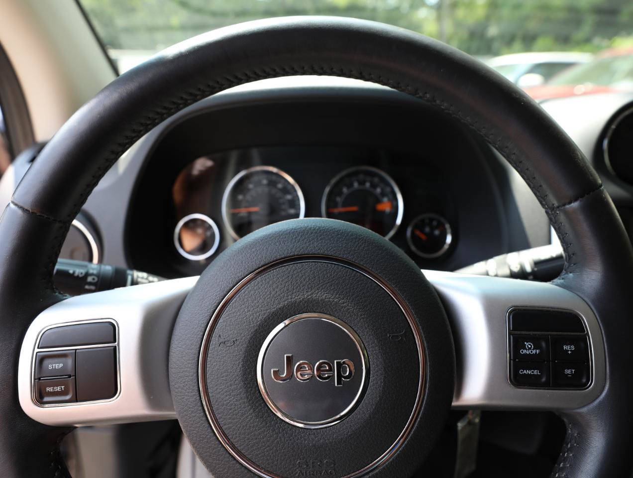 Used 2017 Jeep Compass Latitude AWD/4WD image 22