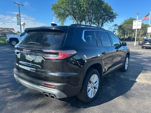 Used 2024 GMC Acadia Elevation AWD/4WD image 5
