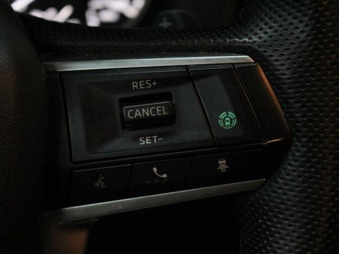 Used 2023 Mitsubishi Outlander SE image 11