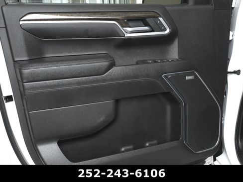 Used 2022 GMC Sierra 1500 Elevation w/ Elevation Premium Package AWD/4WD image 22