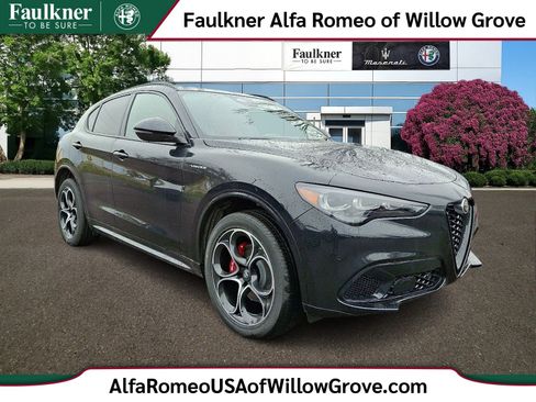 New 2025 Alfa Romeo Stelvio Sprint w/ Veloce Package image 1