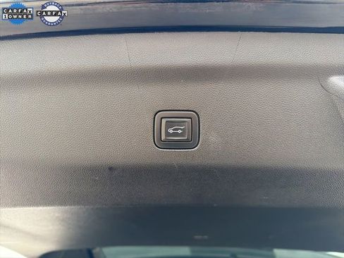 Used 2021 GMC Yukon AT4 image 21