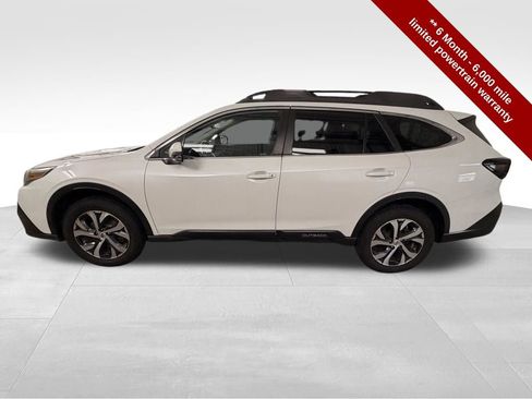 Used 2022 Subaru Outback Limited image 2