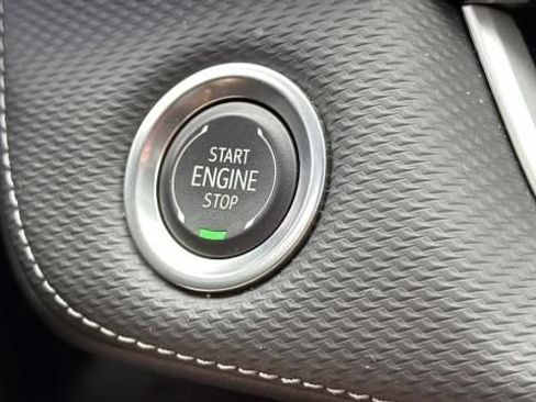 Certified 2025 Chevrolet Equinox LT w/ Safety and Technology Package AWD/4WD image 12