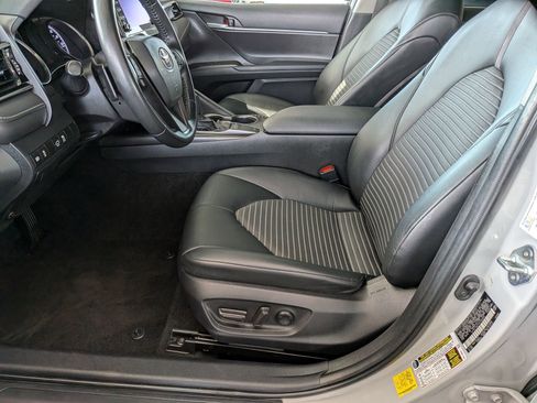 Certified 2023 Toyota Camry SE image 11