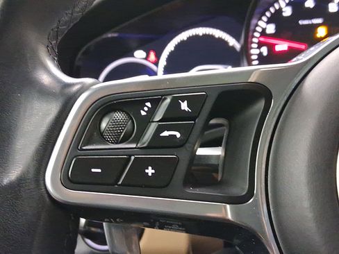 Certified 2023 Porsche Cayenne image 17