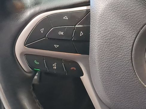 Used 2019 Jeep Grand Cherokee Limited AWD/4WD image 28