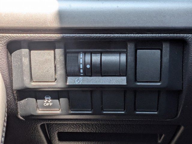 Used 2018 Subaru Outback 2.5i AWD/4WD image 18