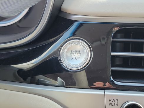 Certified 2026 Genesis G70 2.5T Prestige RWD image 19