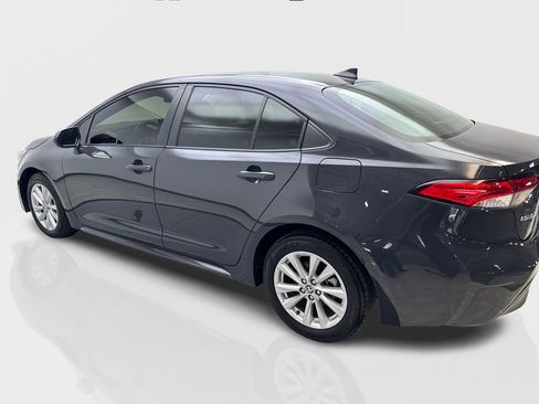 Used 2024 Toyota Corolla LE w/ LE Convenience Package FWD image 14