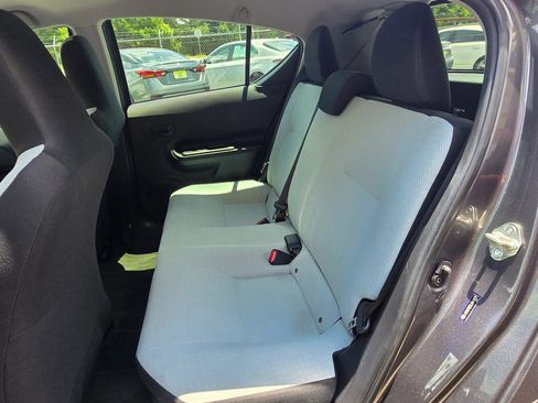 Used 2018 Toyota Prius C One FWD image 9