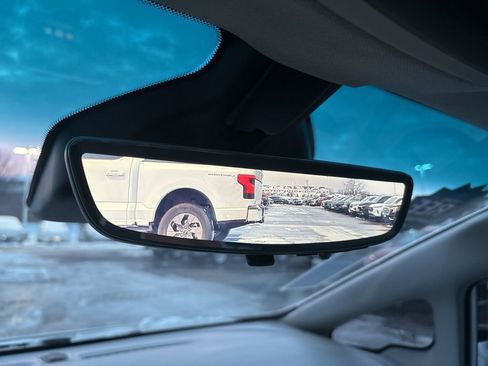 Used 2020 Chevrolet Bolt Premier w/ Infotainment Package image 29