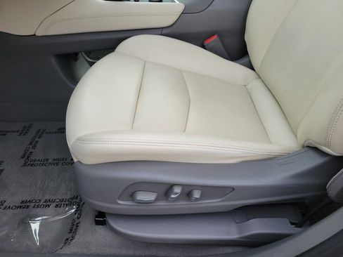 Used 2022 Cadillac XT6 Premium Luxury w/ Technology Package image 14