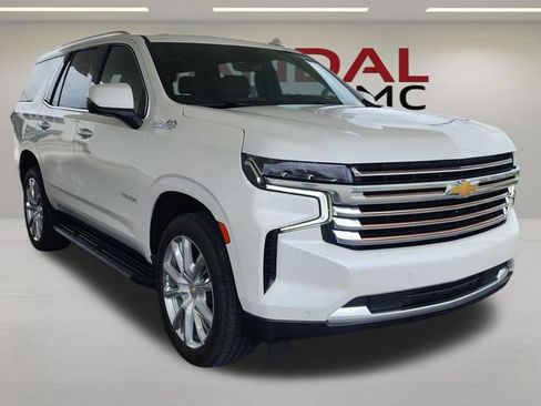 Used 2023 Chevrolet Tahoe High Country RWD image 3