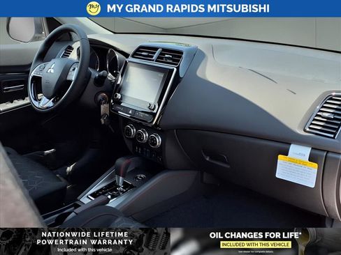 New 2025 Mitsubishi Outlander Sport LE image 11