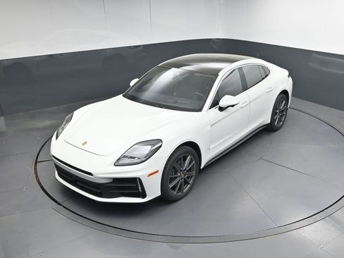 New 2026 Porsche Panamera RWD image 31
